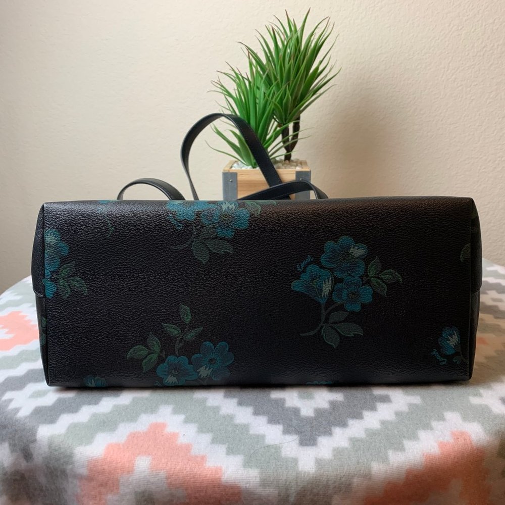 Coach Gallery Tote W/ Victorian Floral Print - Picture 3 of 5